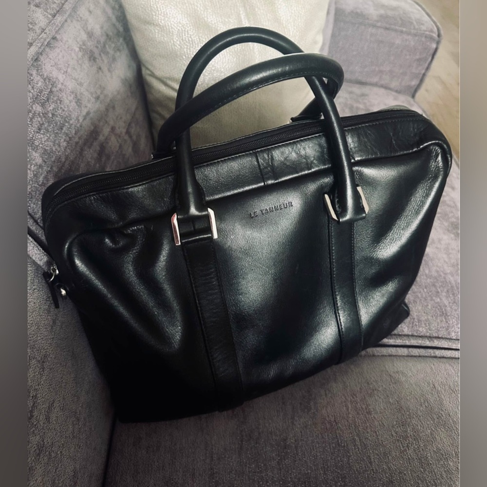 Le Tanneur: Black Leather Briefcase